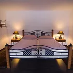 Marcipanka 4*